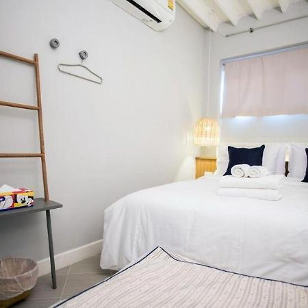 清邁 塔佩幸福旅舍酒店 客房 照片
